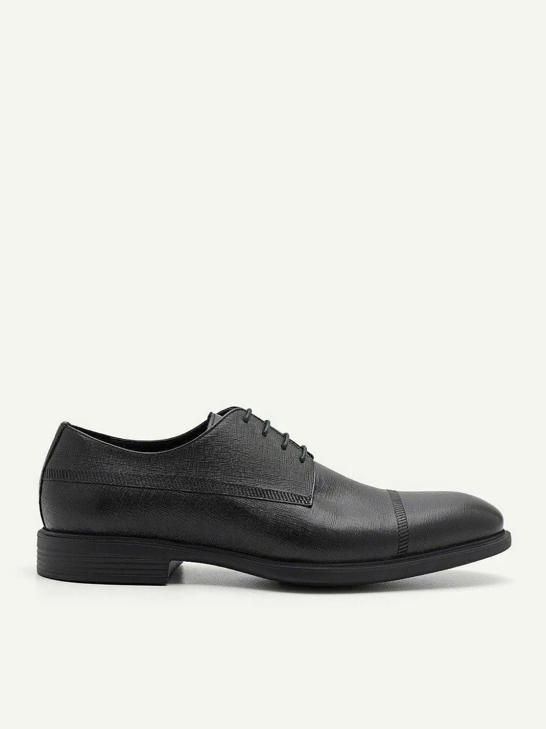 Altitude Lightweight Embossed Derby Shoes<PEDRO Clearance