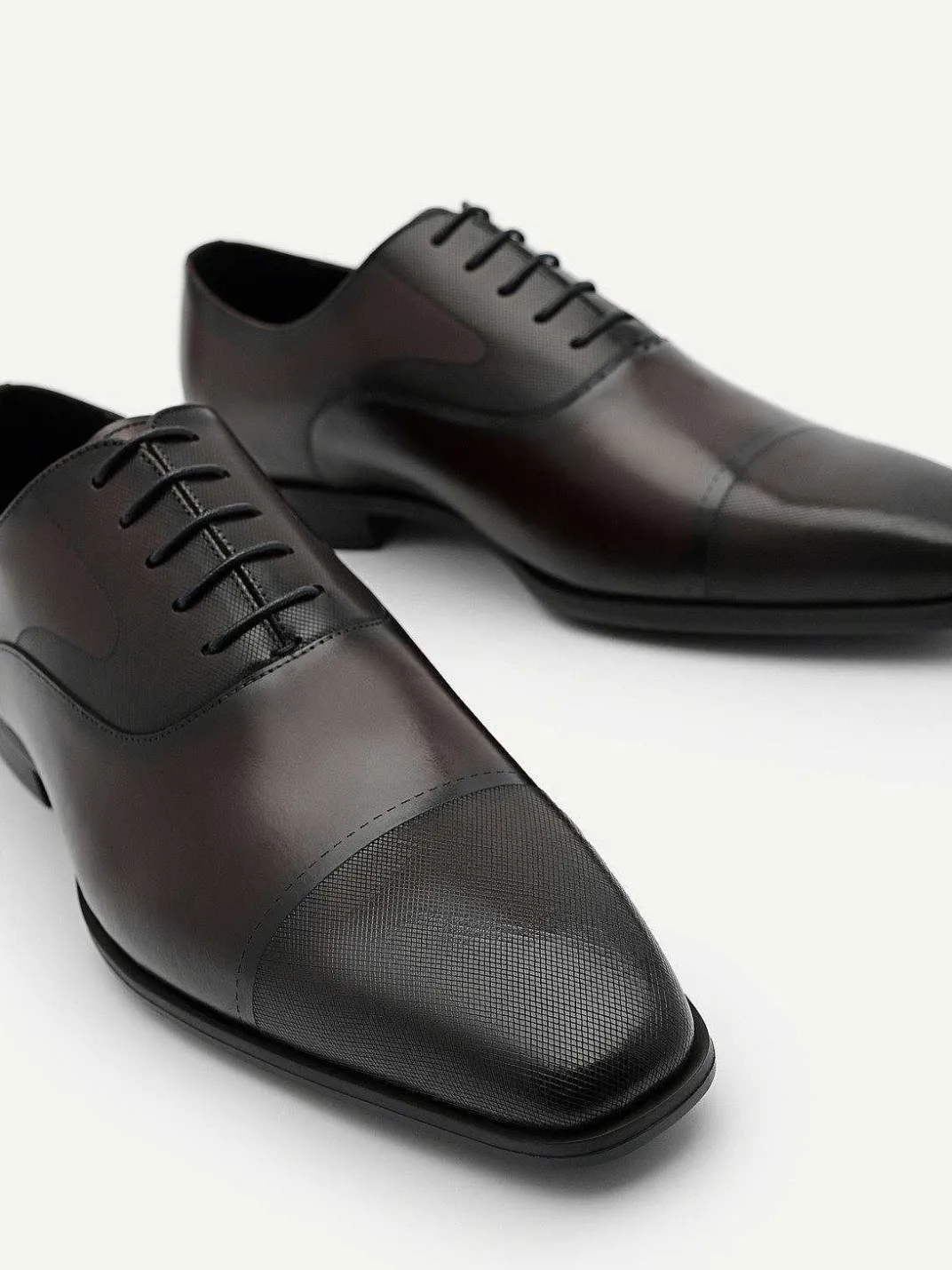 Altitude Lightweight Leather Oxford Shoes<PEDRO Hot