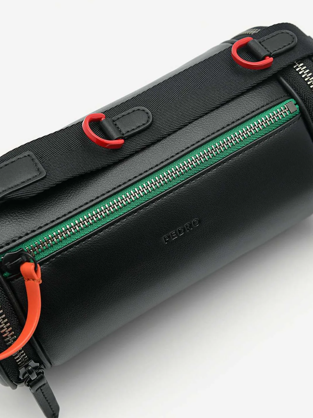 Dash Sling Bag<PEDRO Online