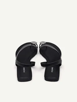 Demi Toe Loop Sandals<PEDRO