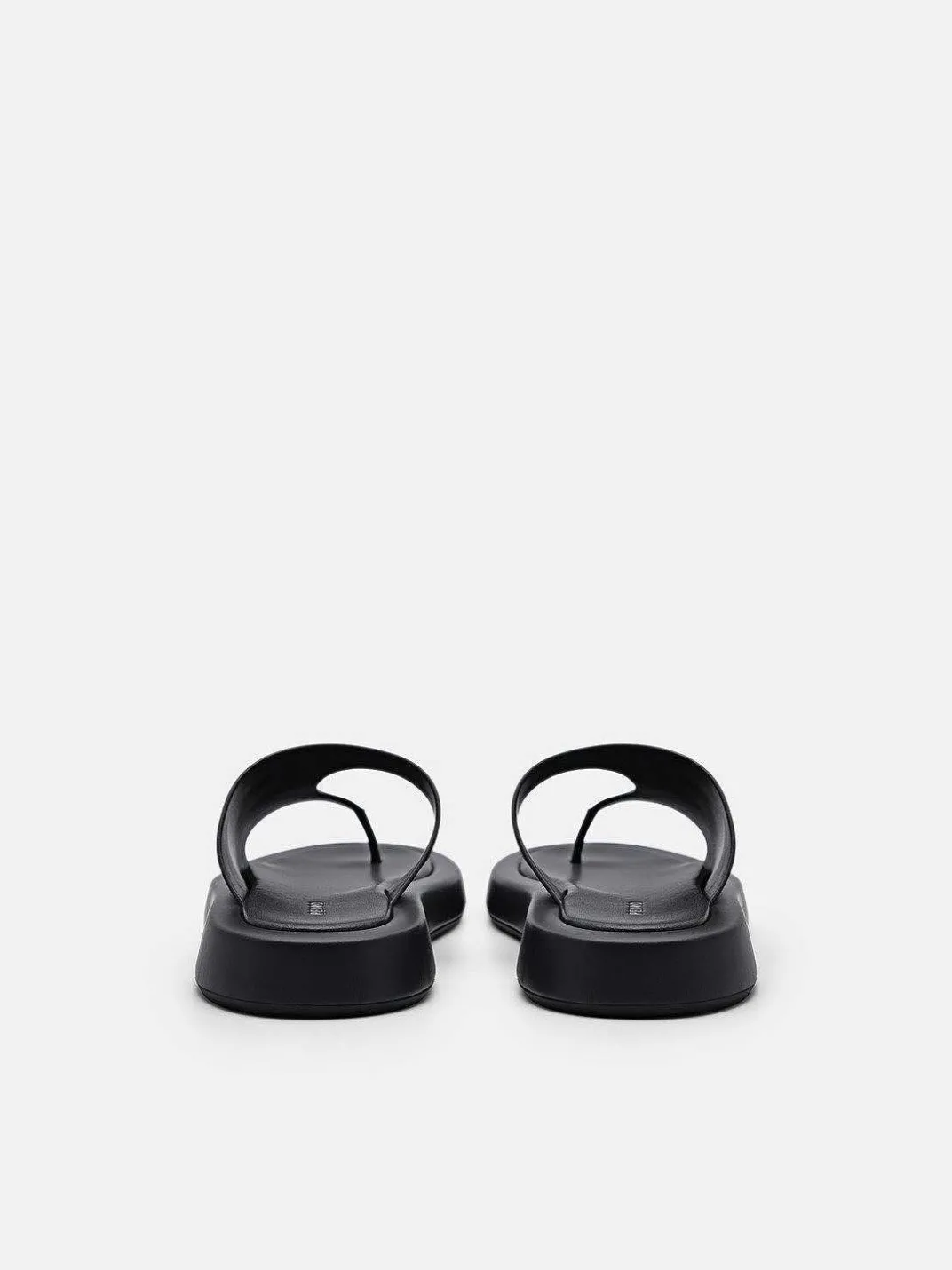 Este Thong Sandals<PEDRO New