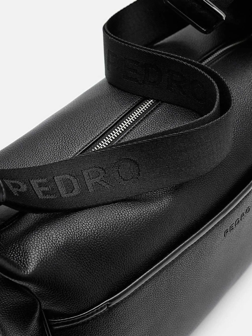 Francis Sling Bag<PEDRO Clearance
