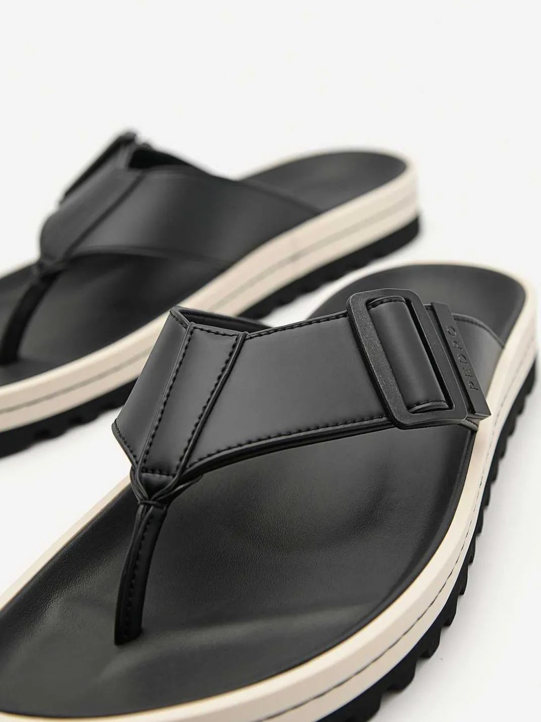 George Thong Sandals<PEDRO Outlet