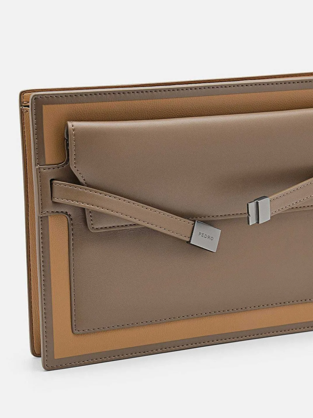 Hopper Clutch Bag<PEDRO