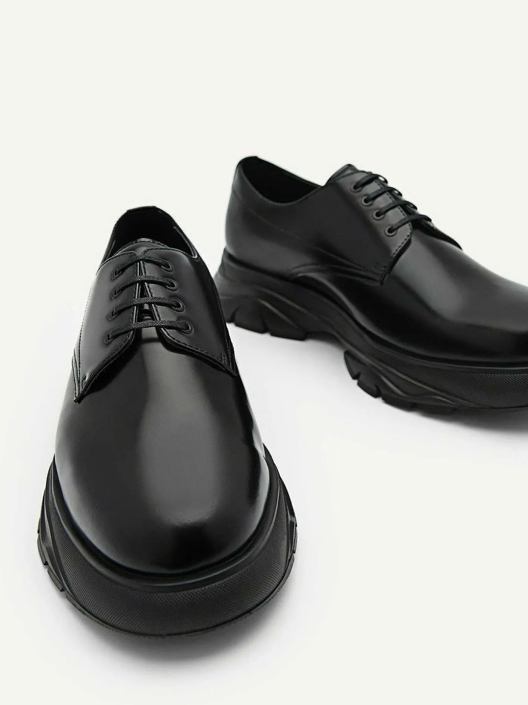 Hybrix Leather Derby Shoes<PEDRO