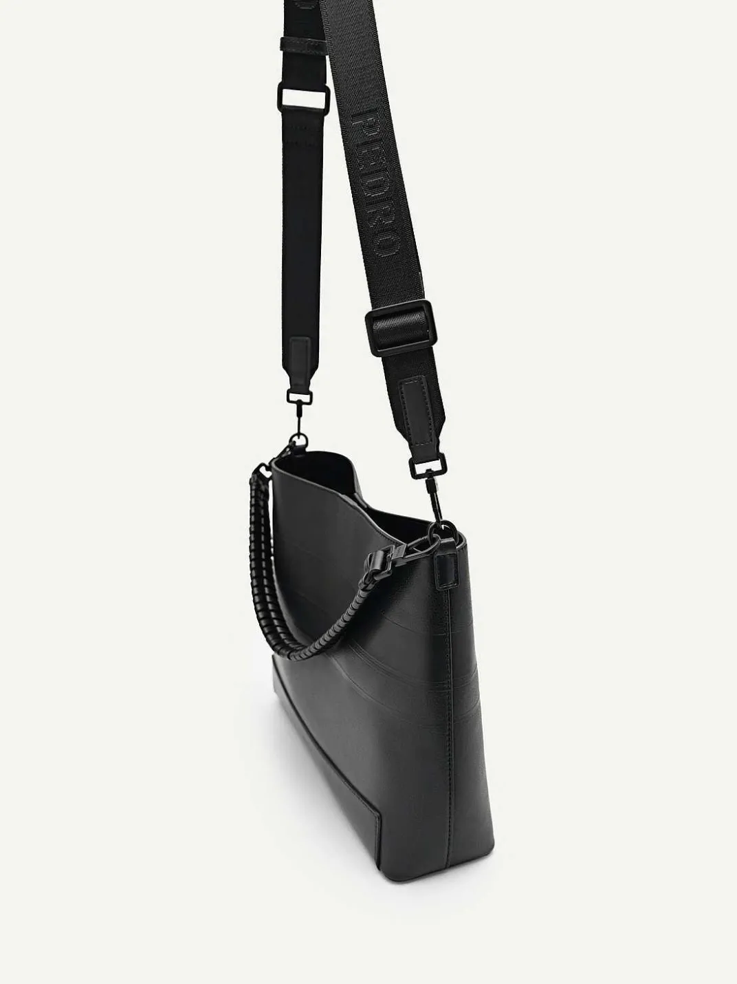 Interlace Sling Bag<PEDRO
