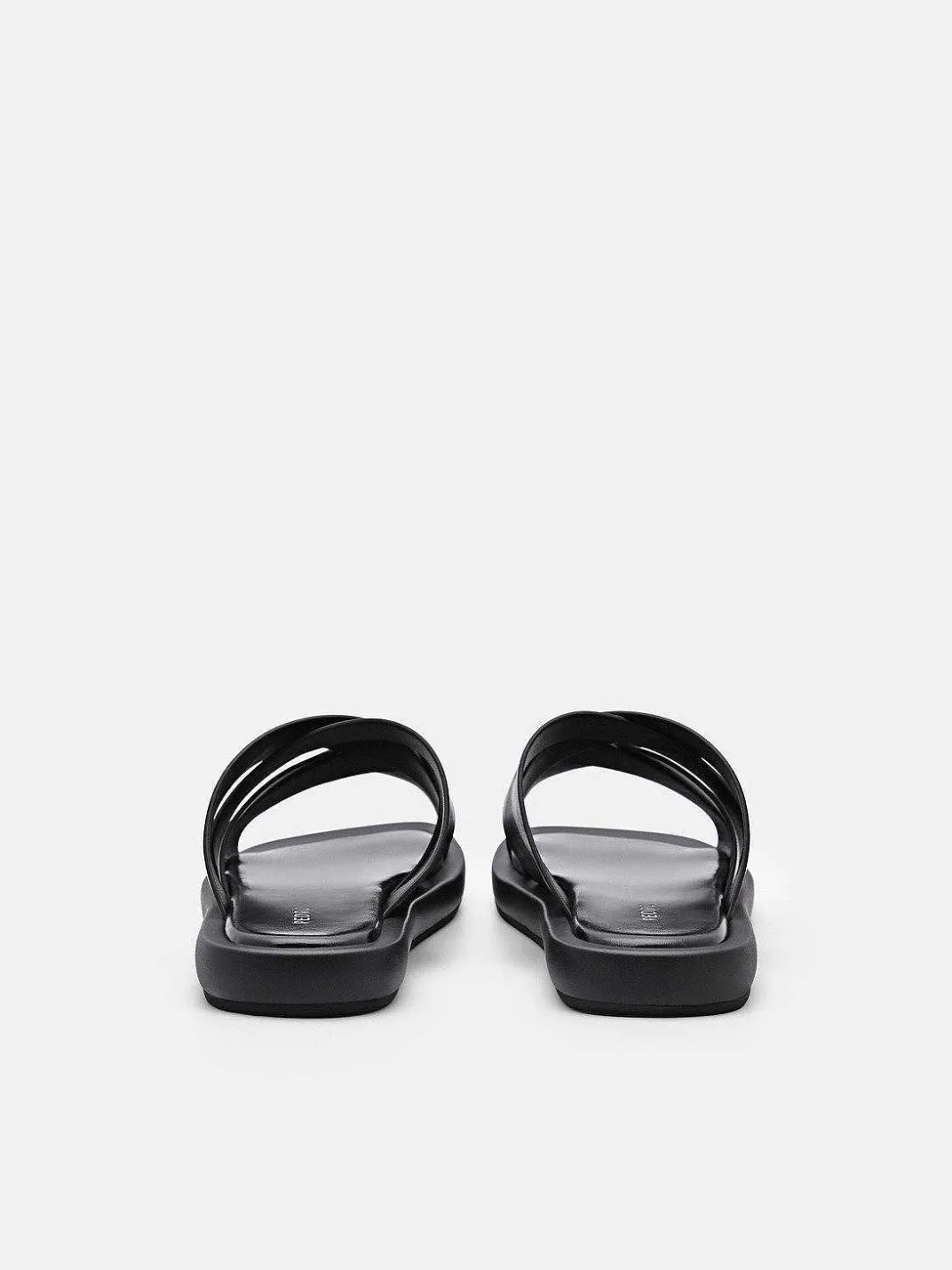 Izzie Flat Sandals<PEDRO Outlet