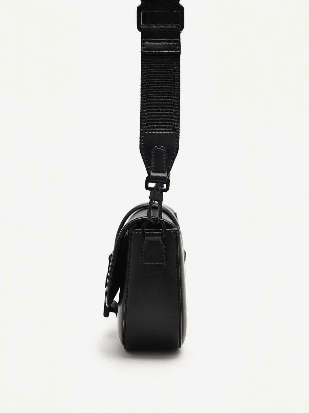 Kane Sling Bag<PEDRO