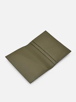 Leather Bi-Fold Passport Holder<PEDRO