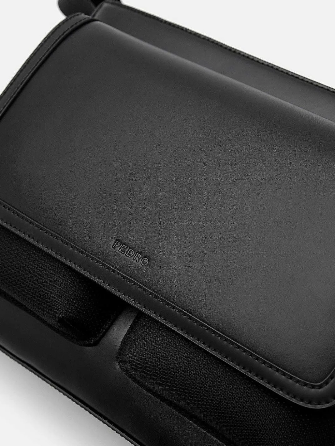 Mitchell Messenger Bag<PEDRO New