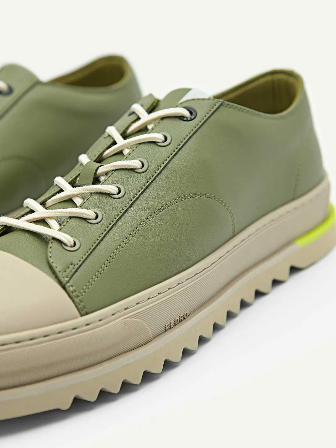 Owen Court Sneakers<PEDRO
