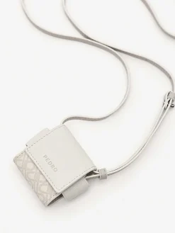 Icon Leather Airpod Case<PEDRO