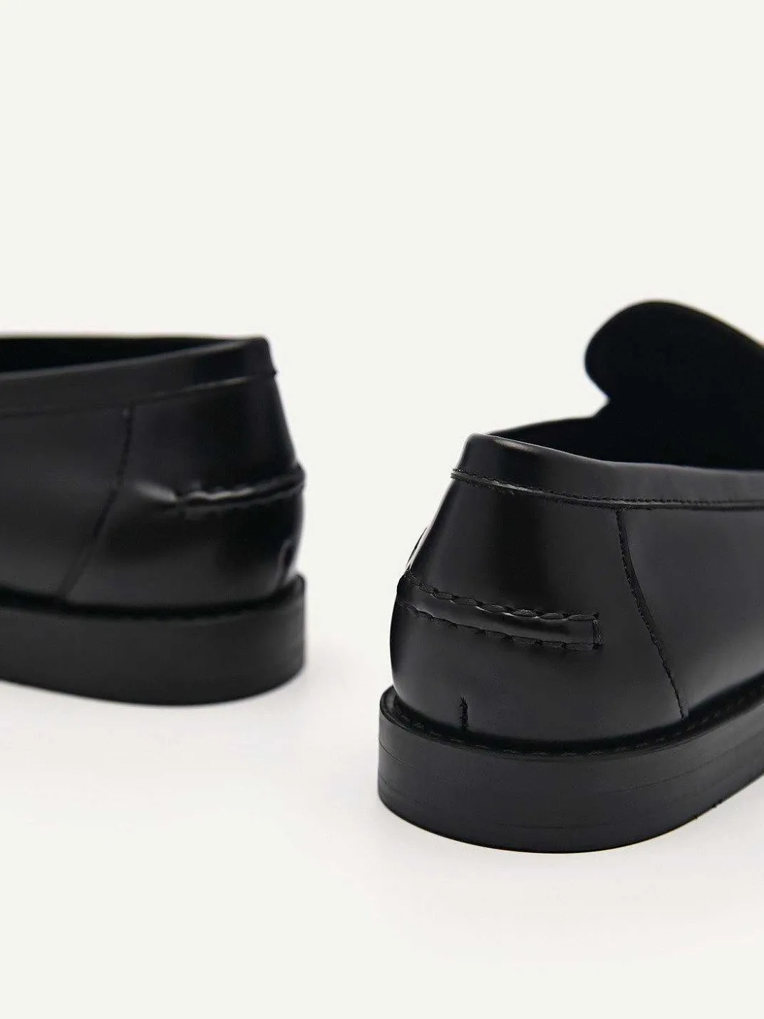 Studio Jeanne Leather Loafers<PEDRO Online