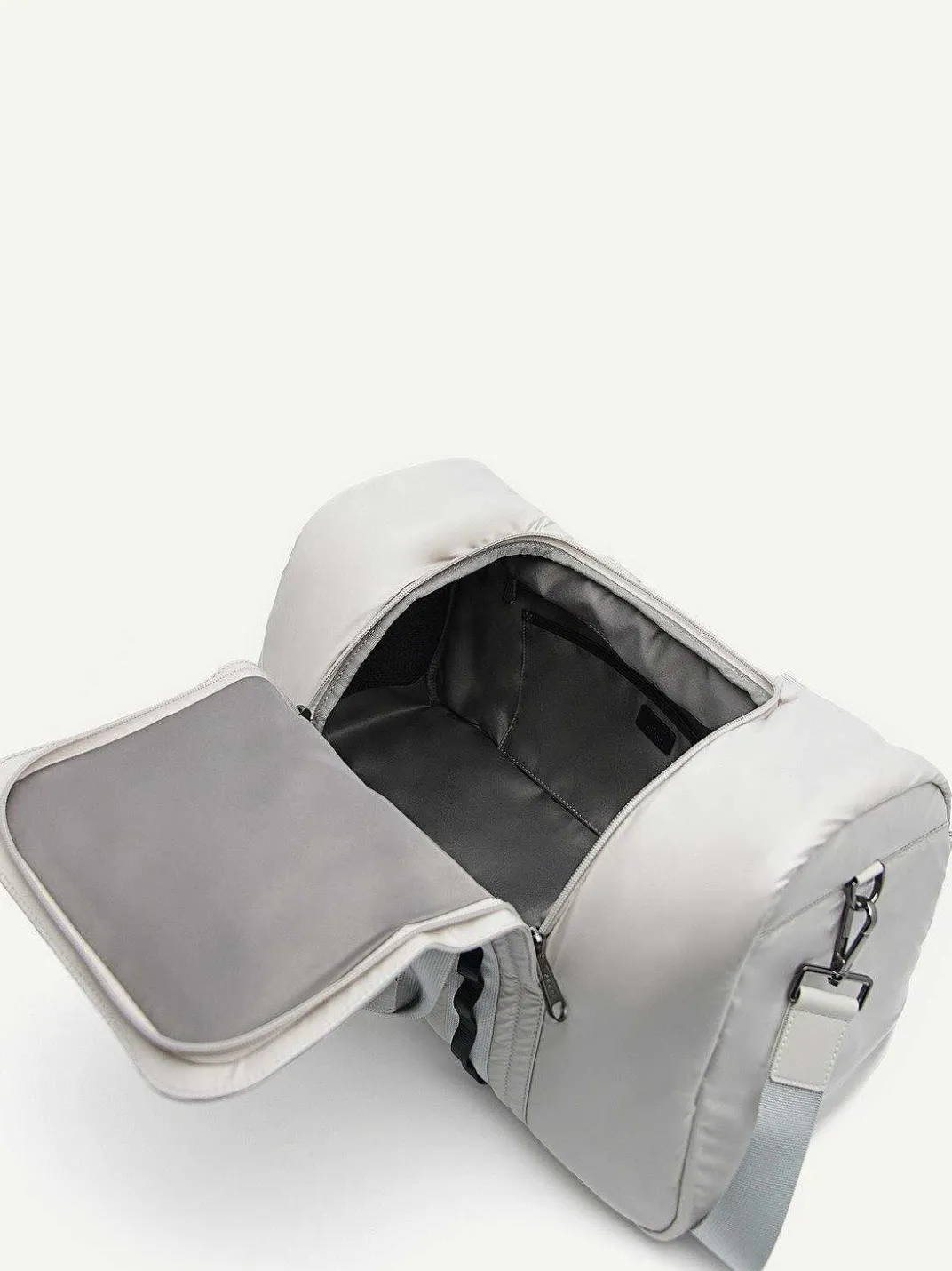 Plush Duffle Bag<PEDRO