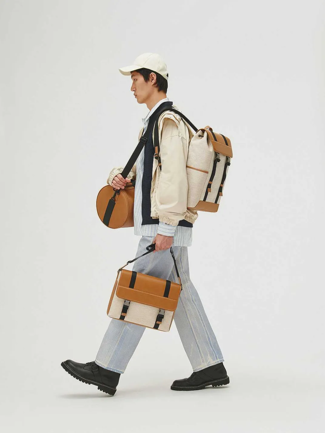 Rigby Messenger Bag<PEDRO New