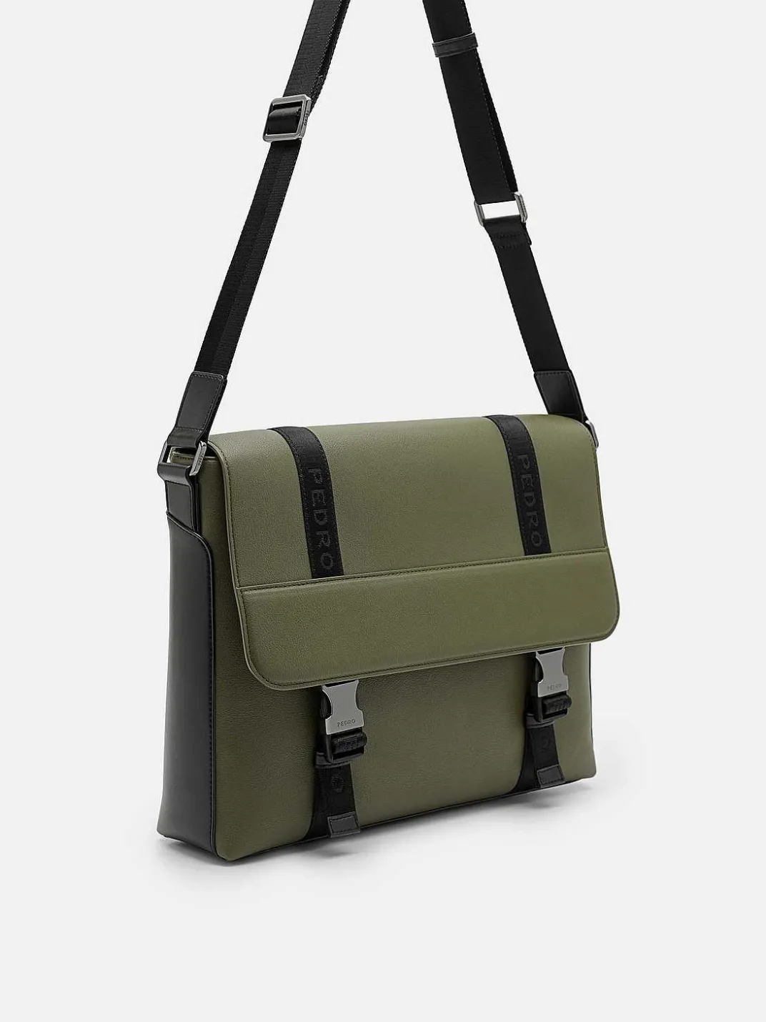 Rigby Messenger Bag<PEDRO