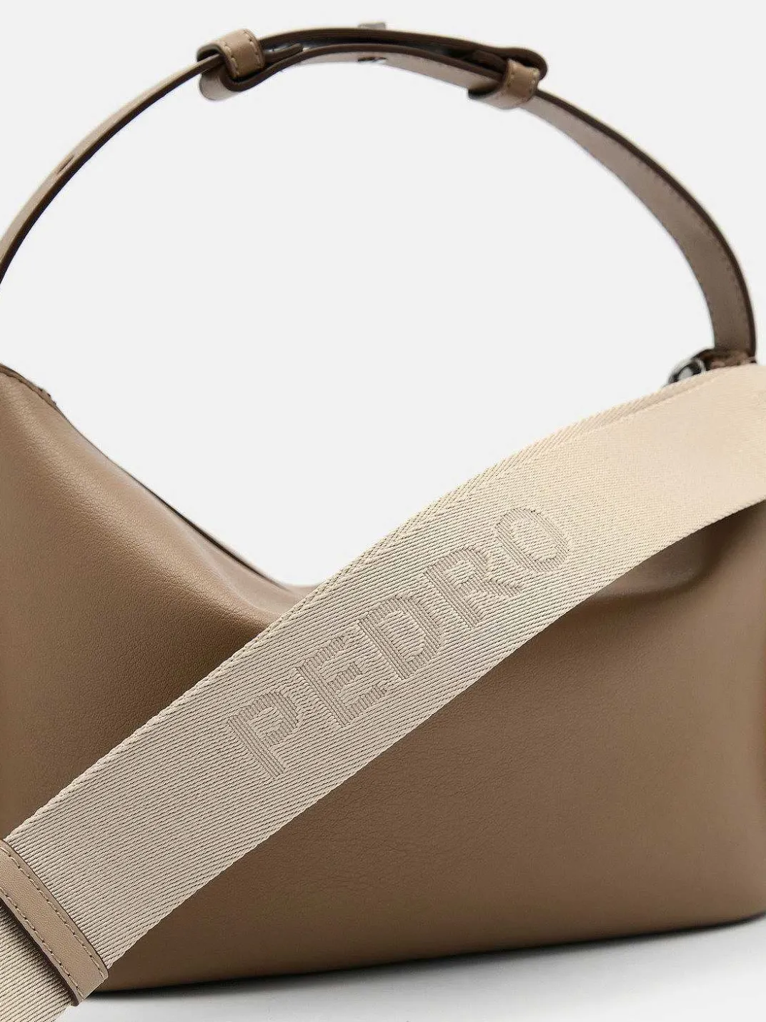 Robin Sling Bag<PEDRO