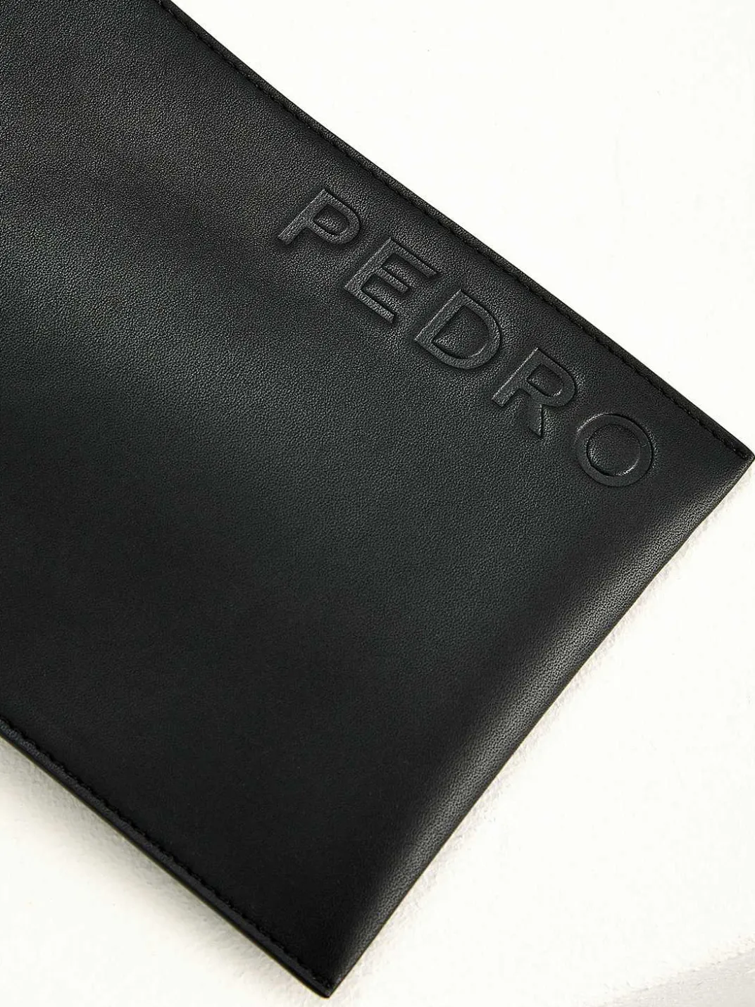 Trip Phone Pouch With Lanyard<PEDRO New