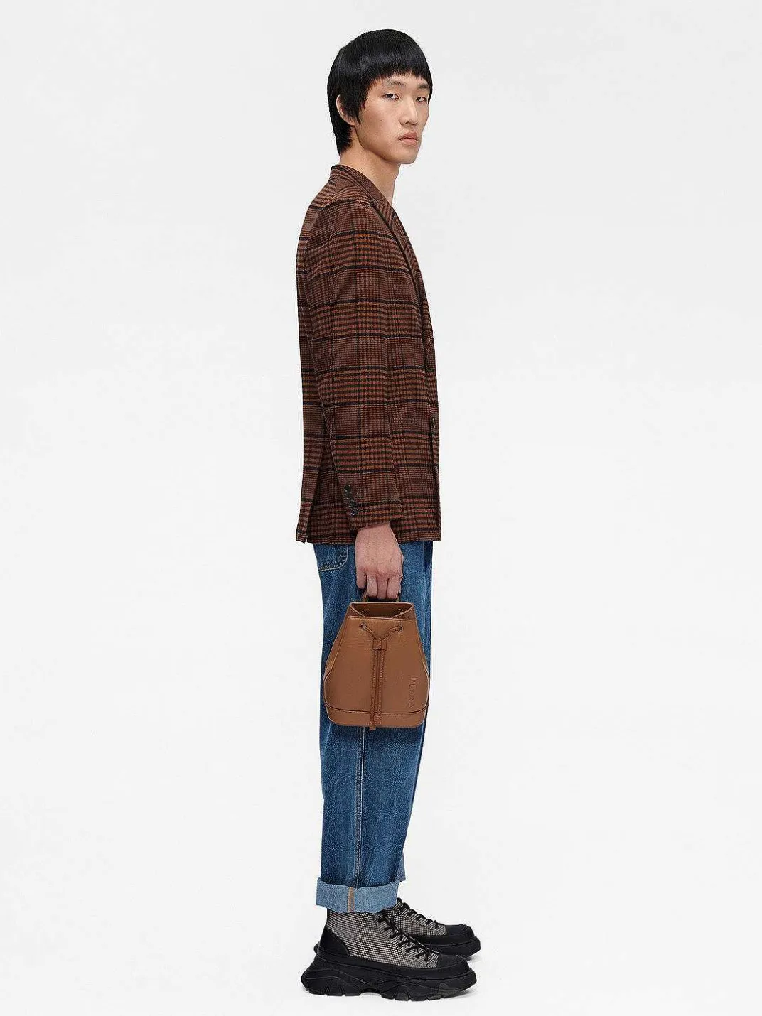 Walter Sling Bag<PEDRO
